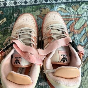 Adidas Originals Forum Low (Bad Bunny Collaboration) – Pink – Size 8